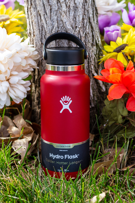 🐺 Show your lobo pride with the lychee red Hydro Flask. Come see